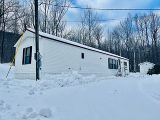 450 Day Mountain Rd, Temple, ME 04984