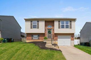 989 Wermeling Ln, Elsmere, KY 41018