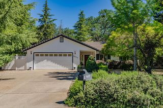2677 Huckleberry Ln, Valley Springs, CA 95252