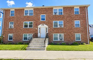 170 Agawam St #2, Lowell, MA 01852