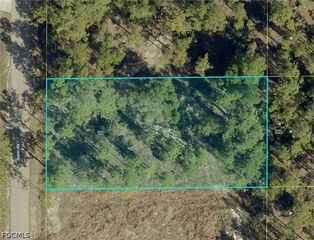 1212 Calvin Ave, Lehigh Acres, FL 33972