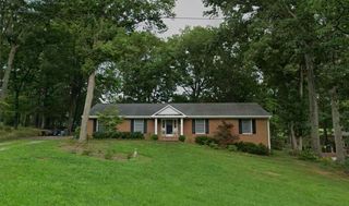 3010 Links Manor Dr, Salem, VA 24153