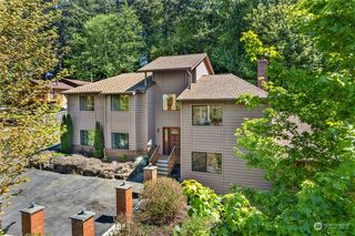 1226 S Lake Stickney Drive, Lynnwood, WA 98087