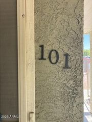1336 E MOUNTAIN VIEW Road E #101, Phoenix, AZ 85020