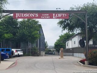 831 S  Flores St #3104, San Antonio, TX 78204