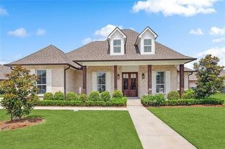 316 Lac Calcasieu Dr, Luling, LA 70070
