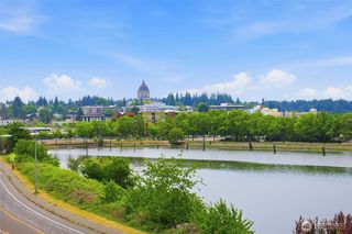 904 East Bay Drive NE #B302, Olympia, WA 98506