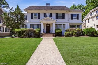 182 Heywood Ave, Orange, NJ 07050