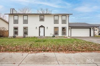 695 E  14 N, Mountain Home, ID 83647