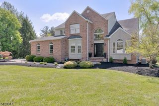 26 Lehigh Rd, Neshanic Station, NJ 08853