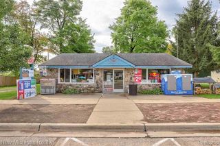 5757 Genesee Ave, Otter Lake, MI 48464