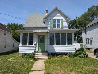 119 8th Ave SE, Rochester, MN 55904