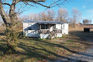 402 State Highway 142, Bakersfield, MO 65609