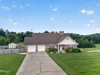 146 Deseree Broyles Rd, Chuckey, TN 37641