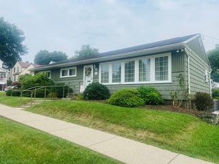 37 Rush Ave, Wheeling, WV 26003