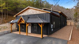 2881 Caughron Mountain Rd, Sevierville, TN 37876