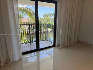 6855 Edgewater Dr #3DN, Miami, FL 33133
