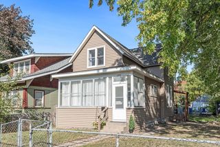 609 Jessamine Ave E, Saint Paul, MN 55130