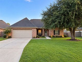 353 Mansfield Dr, Slidell, LA 70458