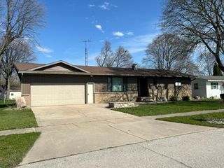 439 Henry St, Sebewaing, MI 48759