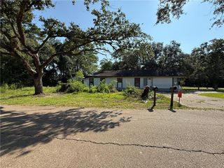 60516 Palm Dr, Slidell, LA 70460