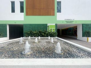 110 SW 12th St #1-1001, Miami, FL 33130