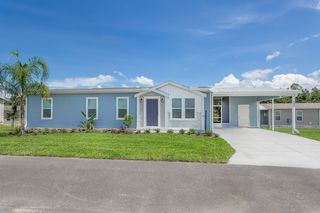 500 Sheehan Way #2982, Lady Lake, FL 32159