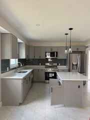 900 Main St #1, East Greenwich, RI 02818