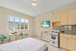 303 86th St #1A, Miami Beach, FL 33141