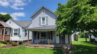 603 Poplar Ave, Williamstown, WV 26187