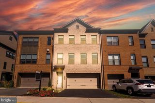 42386 Zenith Ter, Ashburn, VA 20148
