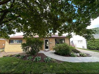 7928 W  Oklahoma Ave, West Allis, WI 53219