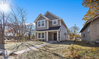 934 Maple Ave, Jackson, MI 49203