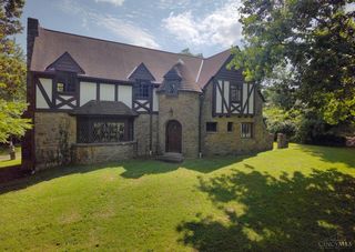 2019 Adams Rd, Cincinnati, OH 45231