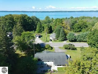 10159 S  East Torch Lake Dr, Alden, MI 49612