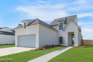 200 Alexander Palm Ave, Youngsville, LA 70592