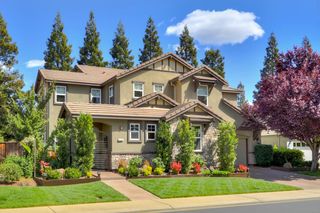 445 Westlake Dr, West Sacramento, CA 95605