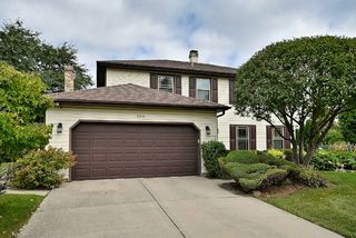 128 Hunters Cir, Schaumburg, IL 60193