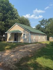729 Beechwood Dr, Bardstown, KY 40004