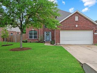 28830 Hidden Cove Drive, Magnolia, TX 77354