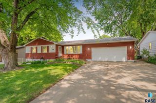 3816 E  Ronning Dr, Sioux Falls, SD 57103