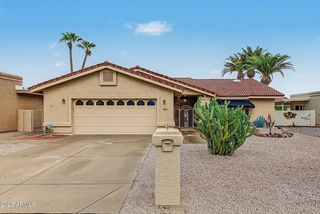 26611 S SNEAD Drive, Sun Lakes, AZ 85248