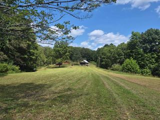 2738 Third Run Rd, Glenville, WV 26351