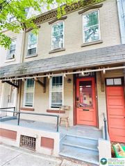 921 W  Chew St, Allentown, PA 18102