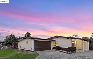 27574 Loyola Ave, Hayward, CA 94545