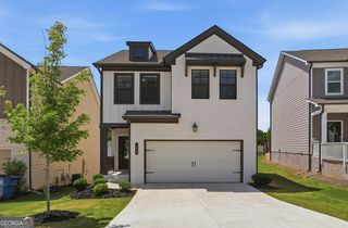 198 Station Overlook Dr, Auburn, GA 30011