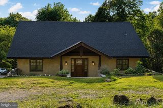 12883 Furnace Mountain Rd, Lovettsville, VA 20180