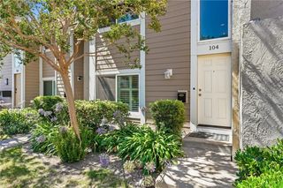 104 Oval Rd, Irvine, CA 92604