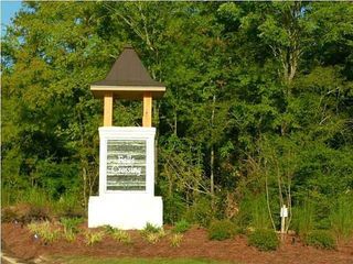 320 N  Falls Crossings, Madison, MS 39110