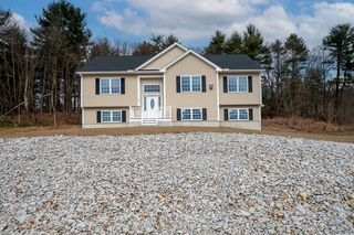 32 Mill Rd, Dudley, MA 01571